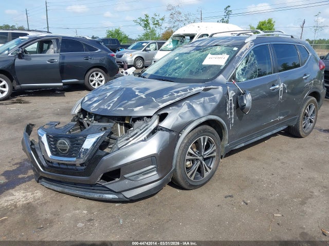 2020 Nissan Rogue Sv Fwd მანქანა იყიდება აუქციონზე, vin: JN8AT2MT0LW013672, აუქციონის ნომერი: 44742014