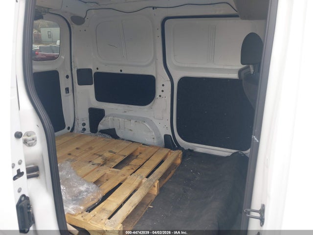 3N6CM0KN7KK697573 Nissan Nv200 S