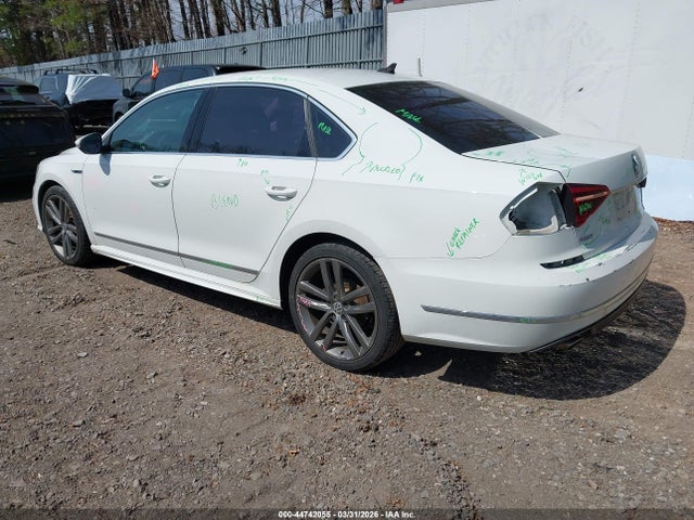 Продаж на аукціоні авто 2017 Volkswagen Passat 1.8t R-line, vin: 1VWDT7A39HC065639, номер лоту: 44742055