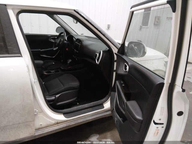 Auction sale of the 2023 Kia Soul Lx, vin: KNDJ23AU8P7890704, lot number: 44742061