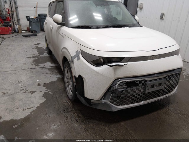 Auction sale of the 2023 Kia Soul Lx, vin: KNDJ23AU8P7890704, lot number: 44742061