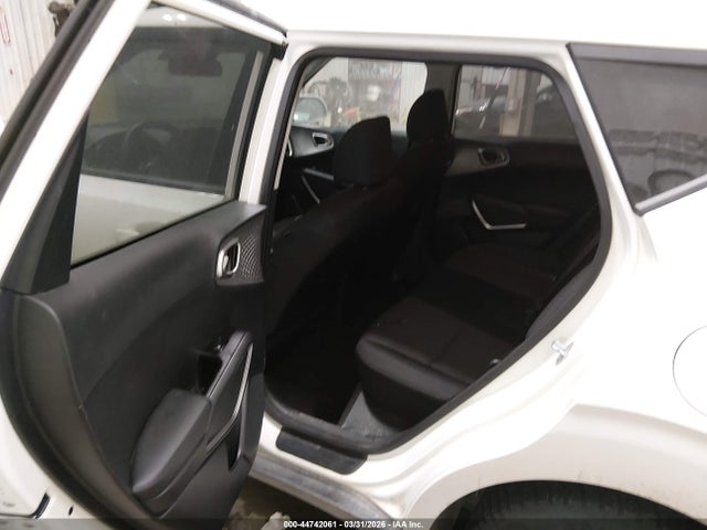 Auction sale of the 2023 Kia Soul Lx, vin: KNDJ23AU8P7890704, lot number: 44742061