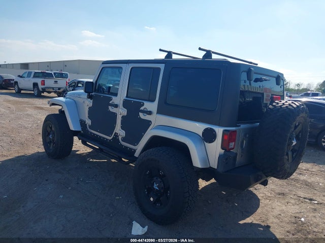 2012 JEEP WRANGLER UNLIMITED 1C4BJWFG7CL281844 Photo 2
