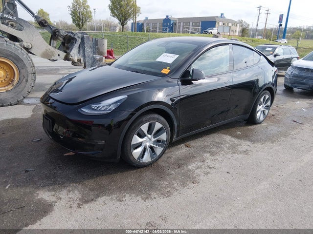 2022 Tesla Model Y Long Range Dual Motor All-wheel Drive მანქანა იყიდება აუქციონზე, vin: 7SAYGDEE4NF315759, აუქციონის ნომერი: 44742142