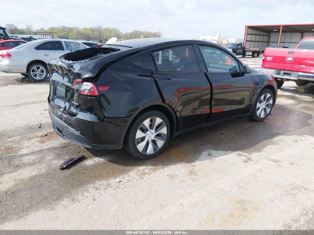 2022 Tesla Model Y Long Range Dual Motor All-wheel Drive მანქანა იყიდება აუქციონზე, vin: 7SAYGDEE4NF315759, აუქციონის ნომერი: 44742142