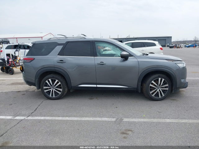 5N1DR3DJ0RC295426 Nissan Pathfinder Platinum 4wd