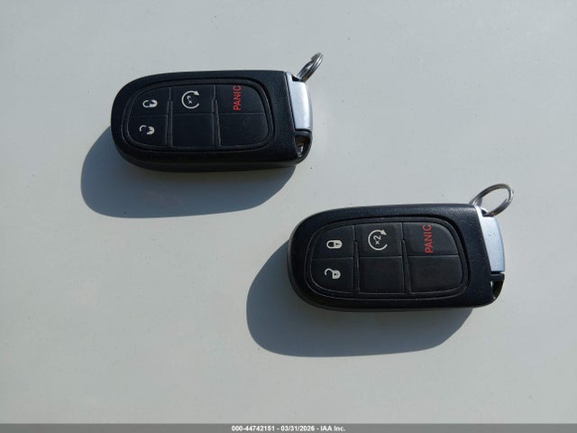 44742151 :رقم المزاد ، 1C6RR7MT2FS770649 vin ، 2015 Ram 1500 Sport مزاد بيع