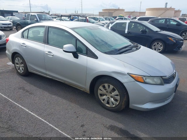 Продажа на аукционе авто 2012 Honda Civic Lx, vin: 2HGFB2F53CH573902, номер лота: 44742214
