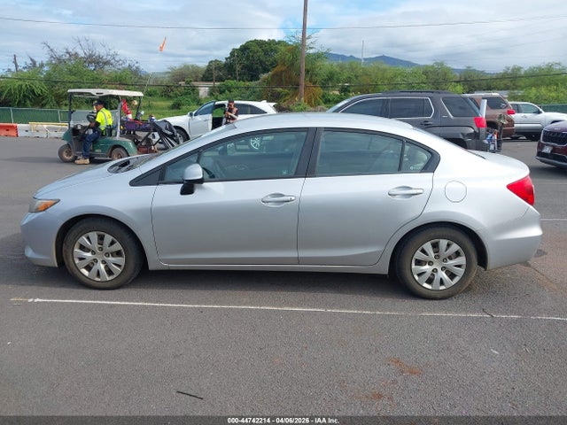 Aukcja sprzedaży 2012 Honda Civic Lx, vin: 2HGFB2F53CH573902, numer aukcji: 44742214