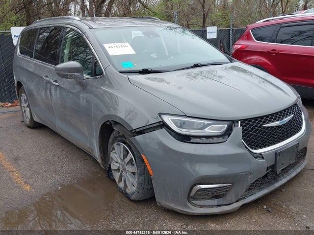 2021 Chrysler Pacifica Hybrid Touring L მანქანა იყიდება აუქციონზე, vin: 2C4RC1L75MR605964, აუქციონის ნომერი: 44742216