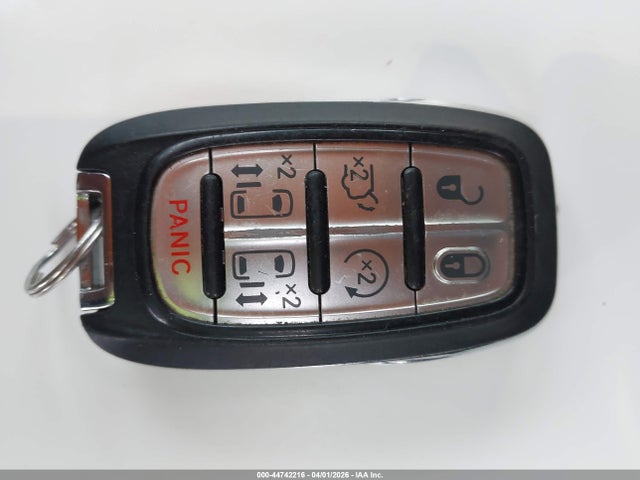 2021 Chrysler Pacifica Hybrid Touring L მანქანა იყიდება აუქციონზე, vin: 2C4RC1L75MR605964, აუქციონის ნომერი: 44742216
