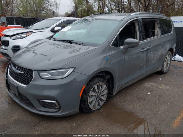 2021 Chrysler Pacifica Hybrid Touring L მანქანა იყიდება აუქციონზე, vin: 2C4RC1L75MR605964, აუქციონის ნომერი: 44742216