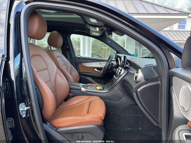 2020 MERCEDES-BENZ GLC 300 WDC0G8EB4LF689590 Photo 4