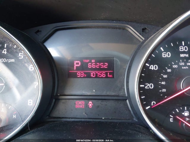 2016 Kia Sedona Lx მანქანა იყიდება აუქციონზე, vin: KNDMB5C19G6157594, აუქციონის ნომერი: 44742254