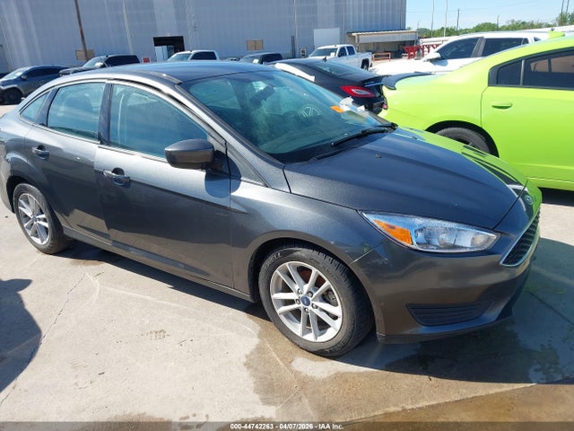 44742263 :رقم المزاد ، 1FADP3F2XJL311299 vin ، 2018 Ford Focus Se مزاد بيع