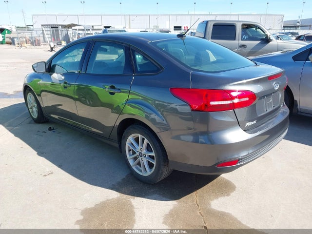 44742263 :رقم المزاد ، 1FADP3F2XJL311299 vin ، 2018 Ford Focus Se مزاد بيع