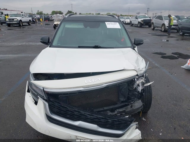 Продаж на аукціоні авто 2023 Kia Seltos S, vin: KNDEU2AA2P7405131, номер лоту: 44742297