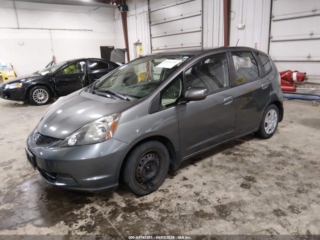 44742301 :رقم المزاد ، JHMGE8H34DC070911 vin ، 2013 Honda Fit مزاد بيع