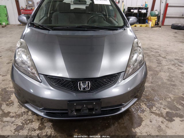 44742301 :رقم المزاد ، JHMGE8H34DC070911 vin ، 2013 Honda Fit مزاد بيع