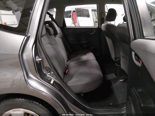 44742301 :رقم المزاد ، JHMGE8H34DC070911 vin ، 2013 Honda Fit مزاد بيع
