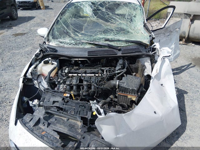 2018 Ford Fiesta Se მანქანა იყიდება აუქციონზე, vin: 3FADP4BJ7JM128251, აუქციონის ნომერი: 44742390