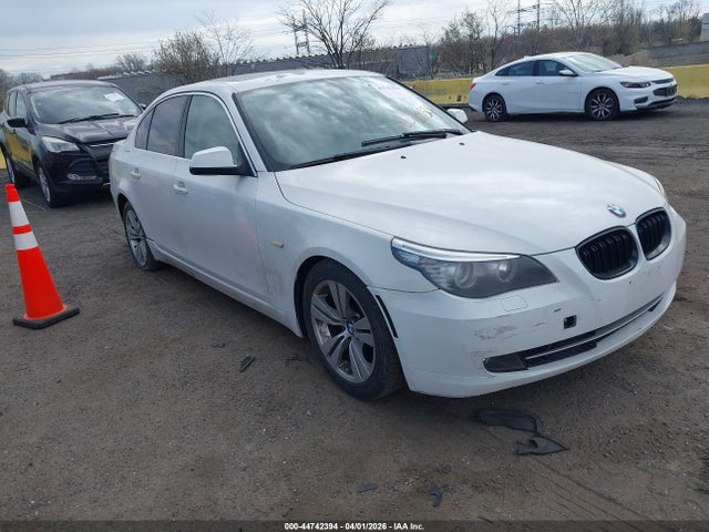 2010 BMW 528I WBANU5C50AC365984