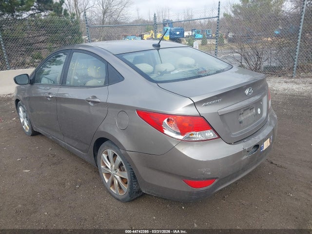 2013 HYUNDAI ACCENT KMHCU4AE9DU419493 Photo 2