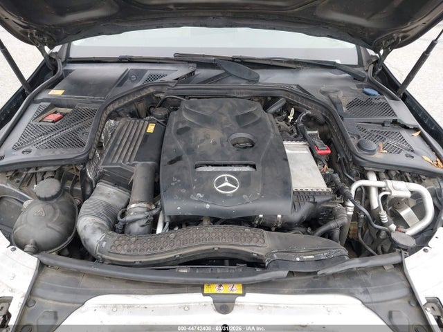 44742408 :رقم المزاد ، 55SWF4KB0FU033653 vin ، 2015 Mercedes-benz C 300 Luxury 4matic مزاد بيع