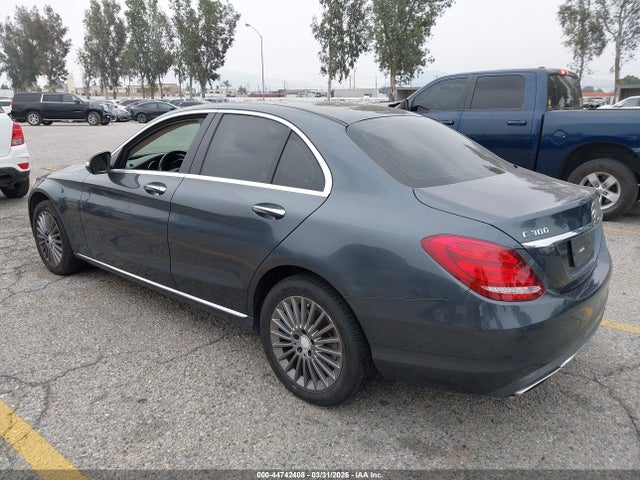 44742408 :رقم المزاد ، 55SWF4KB0FU033653 vin ، 2015 Mercedes-benz C 300 Luxury 4matic مزاد بيع