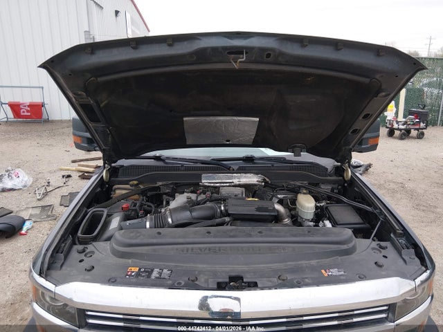 1GC1KUEY2JF109157 Chevrolet Silverado 2500hd Wt