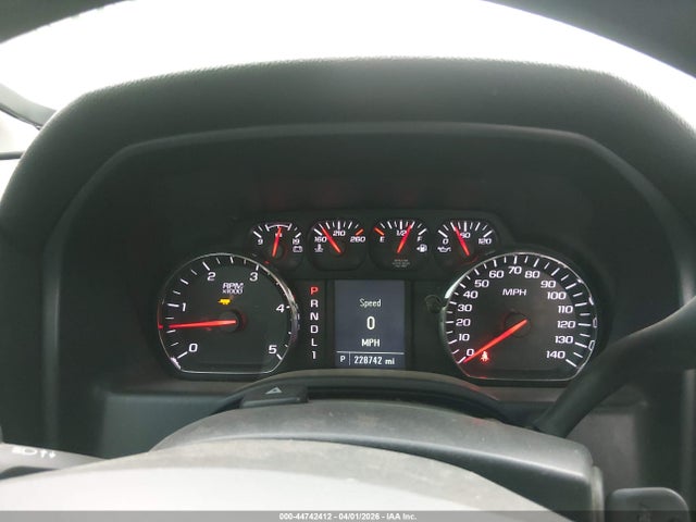 1GC1KUEY2JF109157 Chevrolet Silverado 2500hd Wt