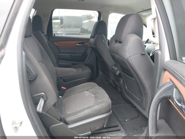 2017 Chevrolet Traverse 1lt მანქანა იყიდება აუქციონზე, vin: 1GNKRGKD2HJ344028, აუქციონის ნომერი: 44742415