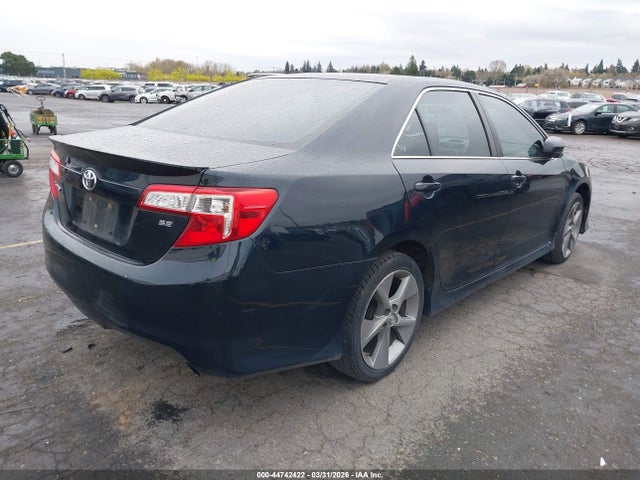 4T1BF1FK3EU332046 Toyota Camry Se Sport