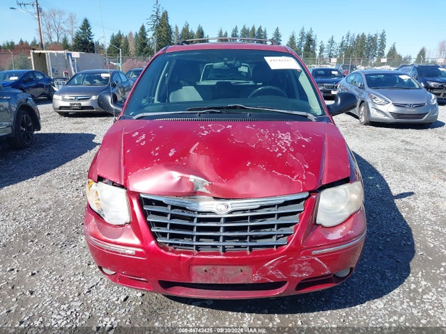 Продажа на аукционе авто 2005 Chrysler Town & Country Limited, vin: 2C8GP64L25R543251, номер лота: 44742425