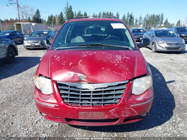 Продажа на аукционе авто 2005 Chrysler Town & Country Limited, vin: 2C8GP64L25R543251, номер лота: 44742425
