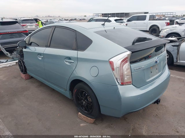 JTDKN3DU2E1771117 Toyota Prius Two