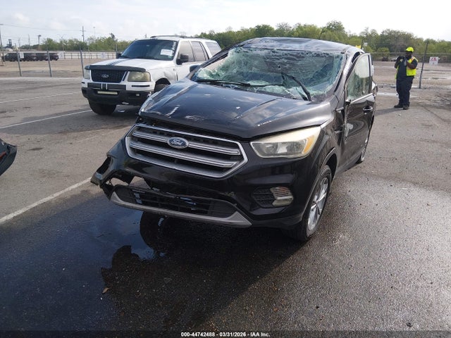 1FMCU0G95HUC53093 Ford ESCAPE SE