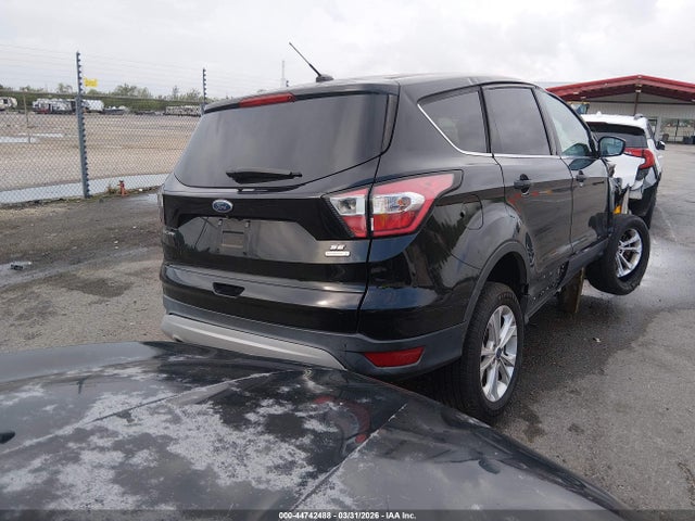 1FMCU0G95HUC53093 Ford ESCAPE SE