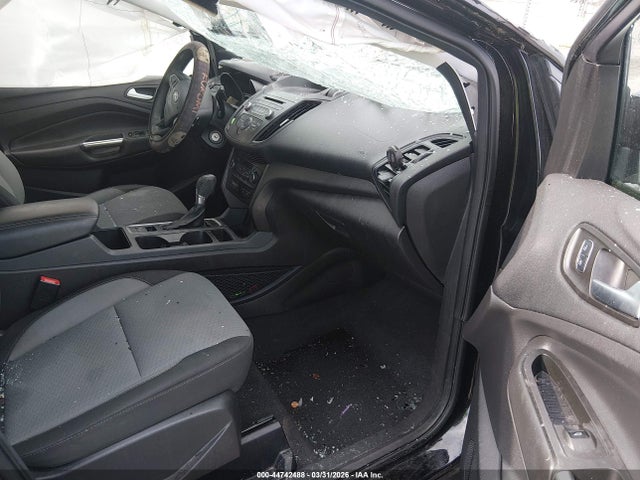 1FMCU0G95HUC53093 Ford ESCAPE SE