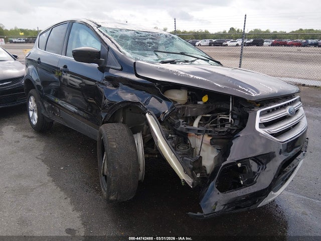 1FMCU0G95HUC53093 Ford ESCAPE SE