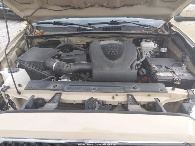 5TFCZ5AN8JX146066 Toyota Tacoma Trd Off Road