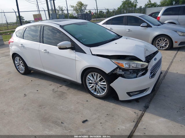 Ford Focus Titanium 2016 1FADP3N24GL355356 Image 1