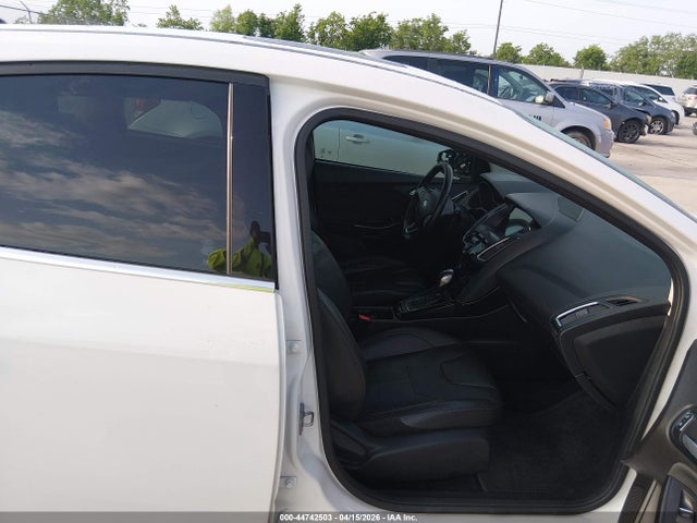 Ford Focus Titanium 2016 1FADP3N24GL355356 Image 5