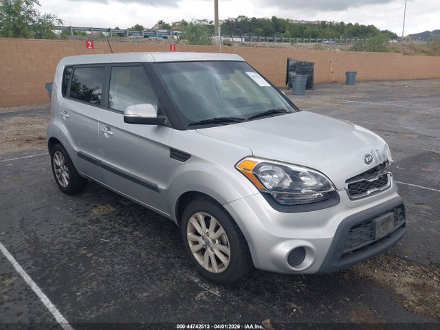 2012 KIA SOUL KNDJT2A68C7372921
