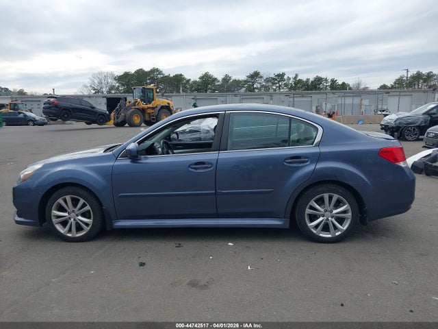 44742517 :رقم المزاد ، 4S3BMBC63D3021292 vin ، 2013 Subaru Legacy 2.5i Premium مزاد بيع