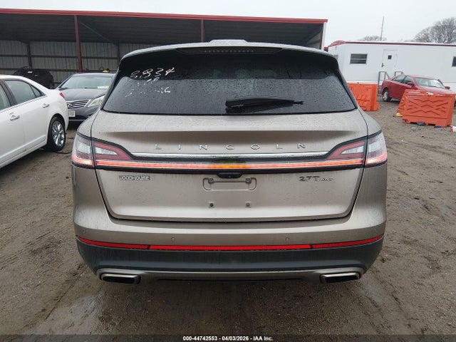 Продажа на аукционе авто 2020 Lincoln Nautilus Reserve, vin: 2LMPJ8KP9LBL23888, номер лота: 44742553