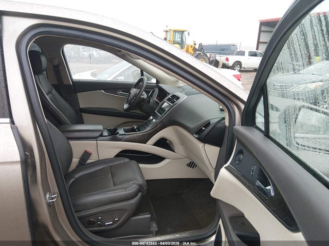 Продажа на аукционе авто 2020 Lincoln Nautilus Reserve, vin: 2LMPJ8KP9LBL23888, номер лота: 44742553