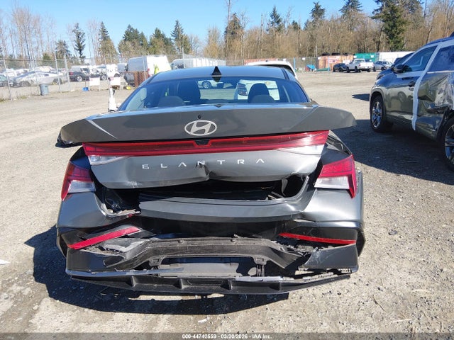 KMHLS4DG1SU000313 Hyundai Elantra Sel Convenience