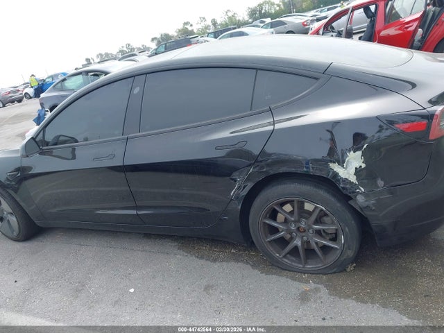 44742564 :رقم المزاد ، 5YJ3E1EA3PF457404 vin ، 2023 Tesla Model 3 Rear-wheel Drive مزاد بيع