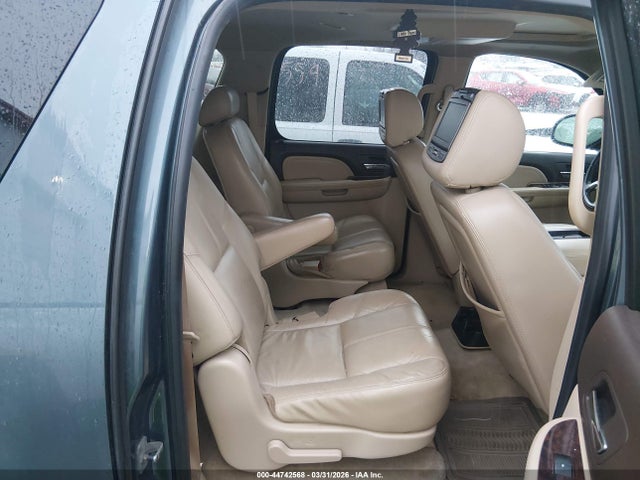 44742568 :رقم المزاد ، 1GKFK66857J338510 vin ، 2007 Gmc Yukon Xl 1500 Denali مزاد بيع